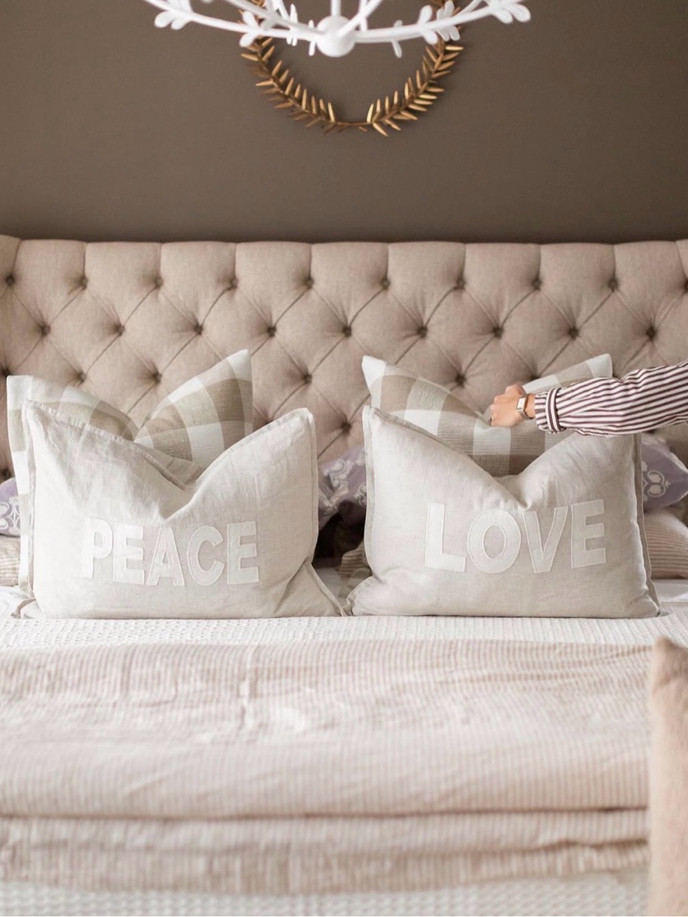 Jill box x Pom Pom at Home Neutral 'PEACE' and 'LOVE' Embroidered shams